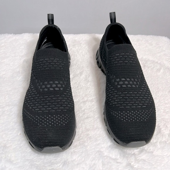 Sketchers Glide-Step Memory Foam Sneaker size 8.5 - Picture 1 of 8